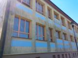 Mytí fasády školy a školky od organických a atmosférických nečistot